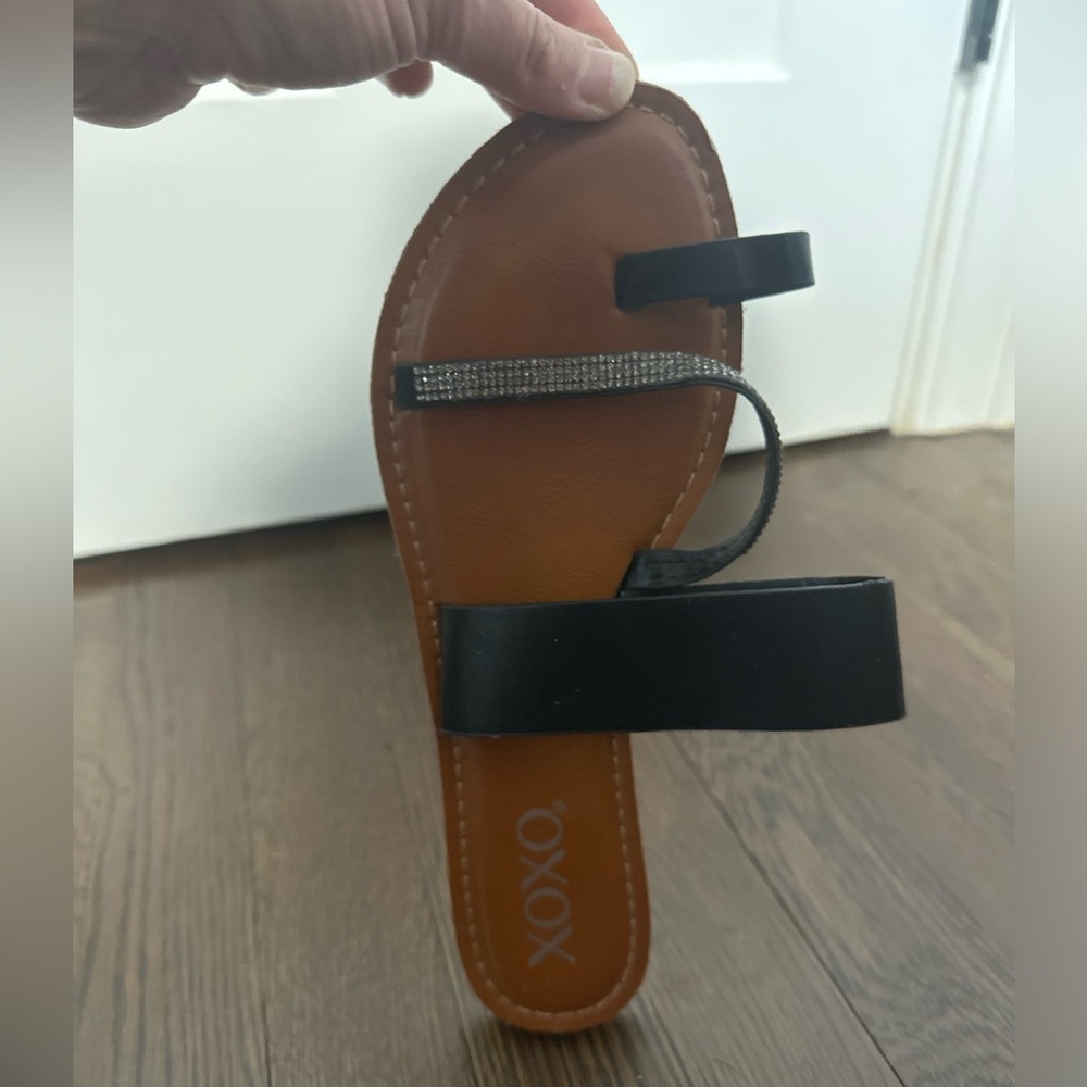 Black and Jeweled Sandals ✨ - Picture 3 of 4